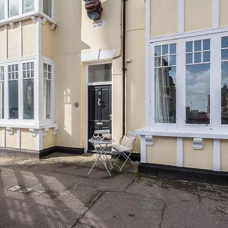 No 12, Southwold Apartment Bagian luar foto