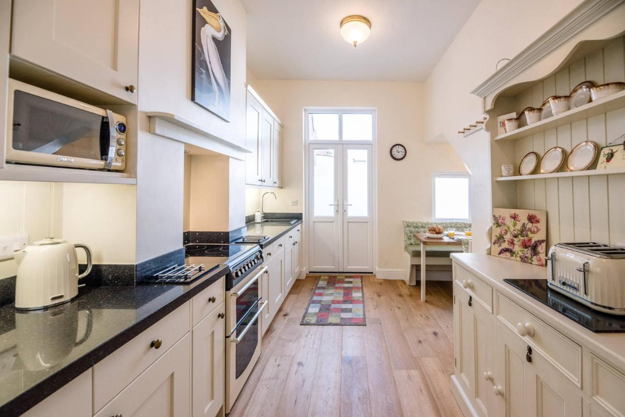 No 12, Southwold Apartment Bagian luar foto