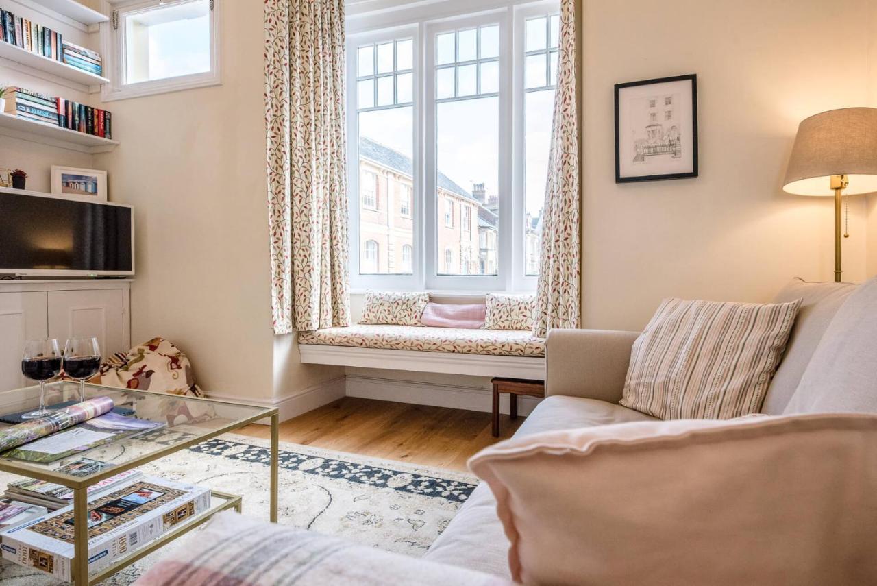 No 12, Southwold Apartment Bagian luar foto