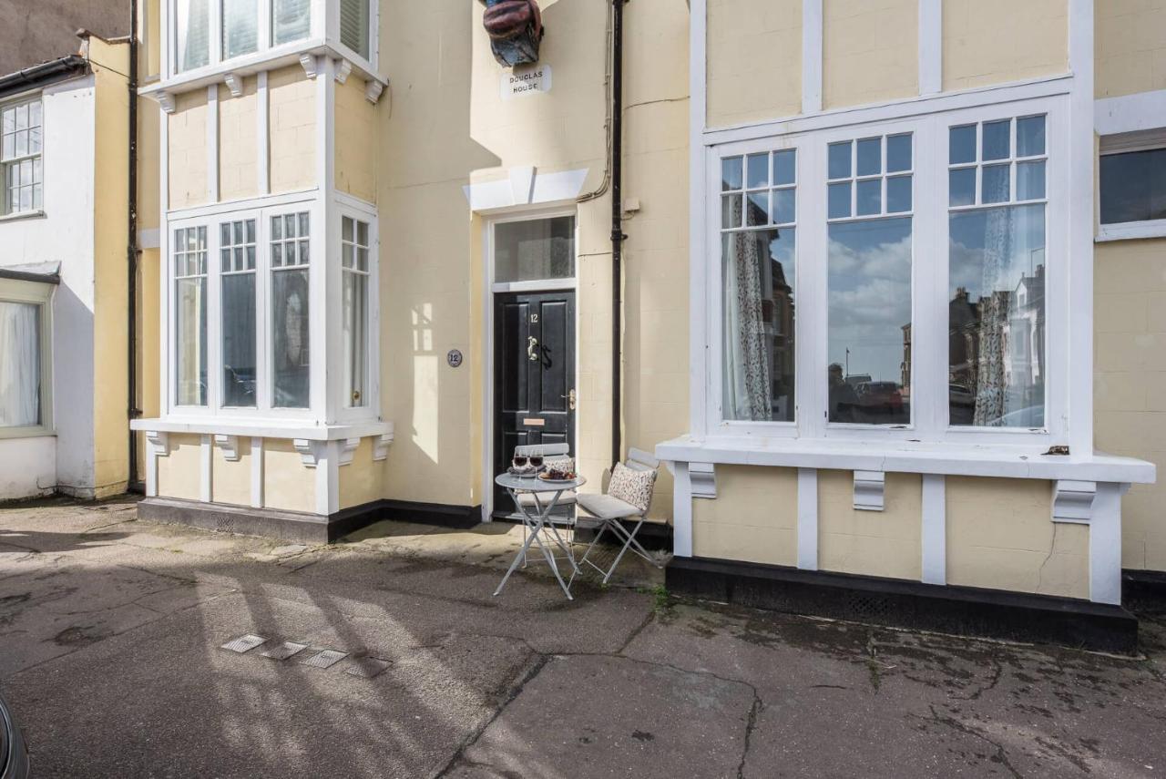 No 12, Southwold Apartment Bagian luar foto
